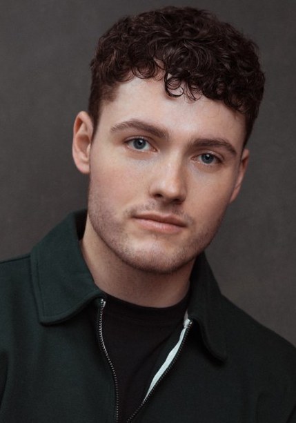 汤姆·李维斯 Tom Lewis照片