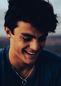 伊克尔·桑切斯·索拉诺 Íker Sánchez Solano照片