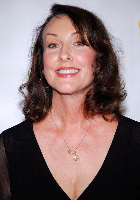 特蕾丝·麦克尼尔 Tress MacNeille照片