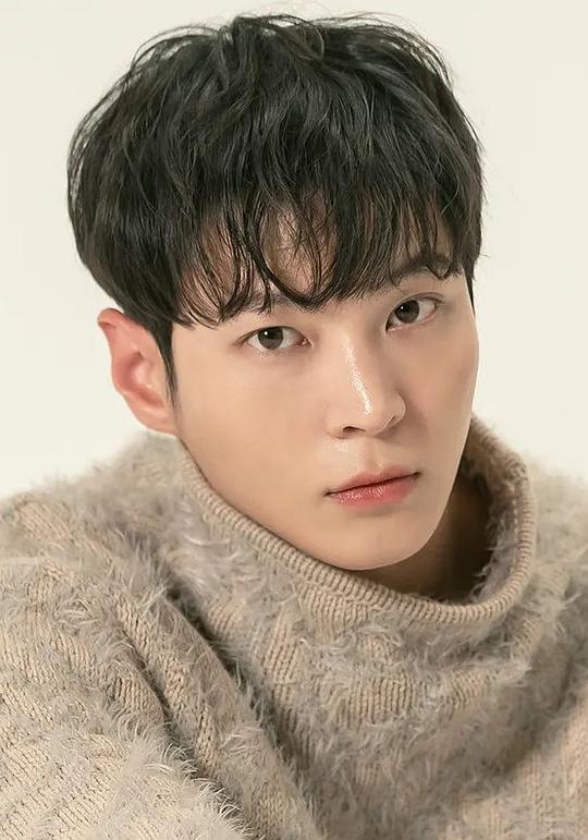 周元 Won Joo照片