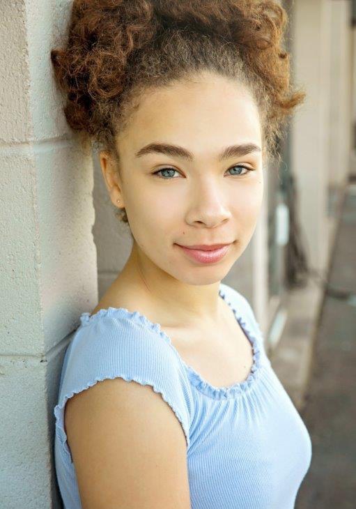 马洛·齐默曼 Marlowe Zimmerman照片