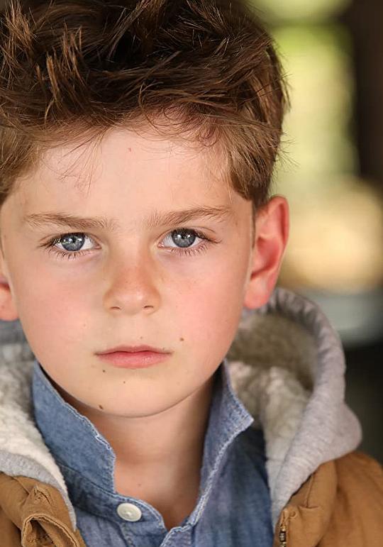 杰克森·戈登伯格 Jaxon Goldenberg照片