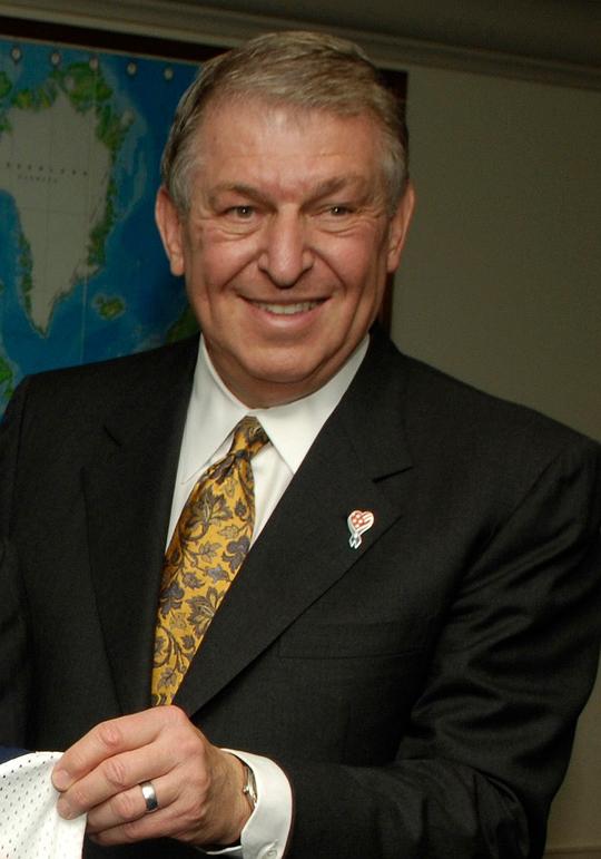 杰瑞·科朗格洛 Jerry Colangelo照片