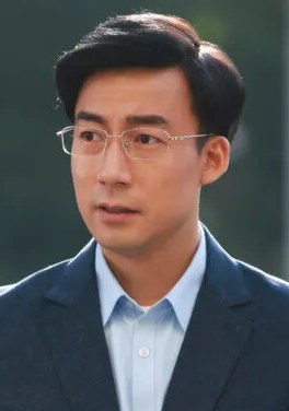 田征 Zheng Tian照片