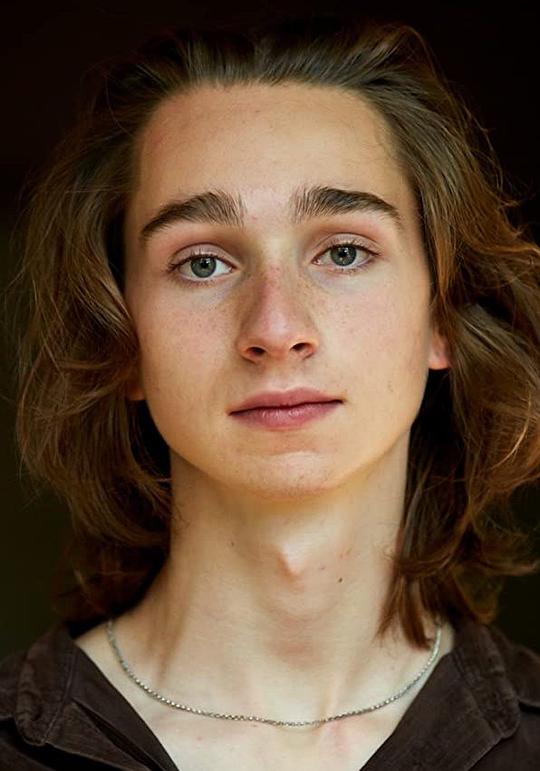 阿德里安·格林斯密斯 Adrian Greensmith照片