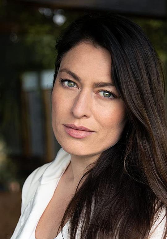 露西·乔丹 Lucie Jourdan照片