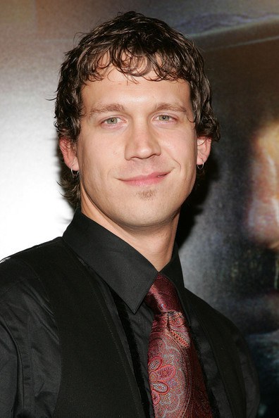 拉塞尔·哈瓦尔德 Russell Harvard照片