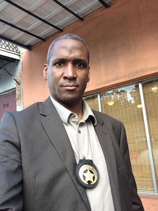 托尼·查普曼·斯蒂尔 Toney Chapman Steele照片