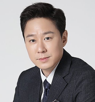 金英弼 Kim Young-pil照片