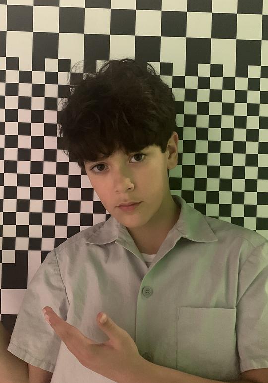 米洛·科伊 Milo Coy照片