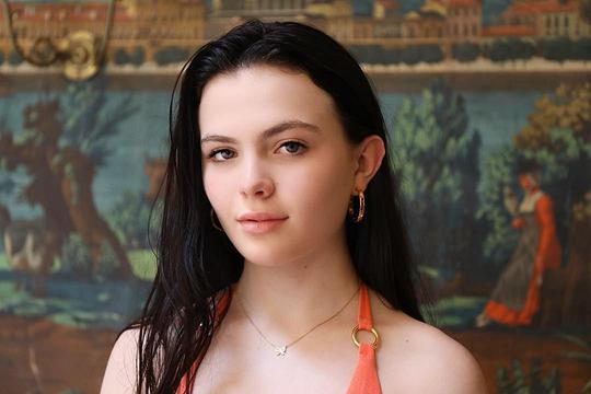 基娅拉·奥利勒拉 Chiara Aurelia照片