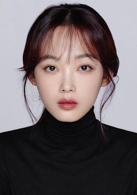 李瑜美 Yoo-mi Lee照片