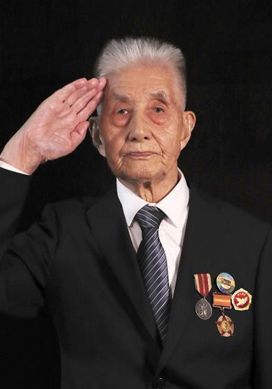 王贯三 Guansan Wang照片