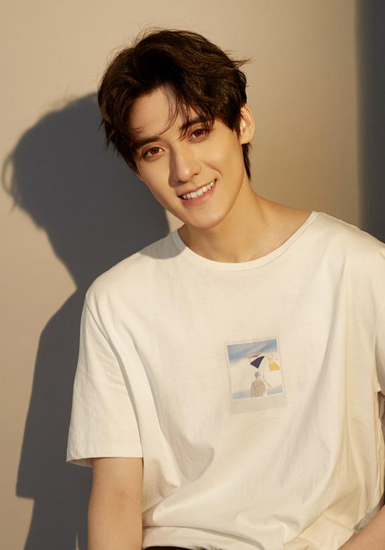 曲羿成 Yicheng Qu照片