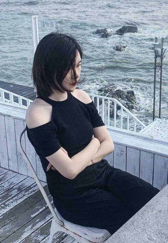 曹柳 Liu Cao照片