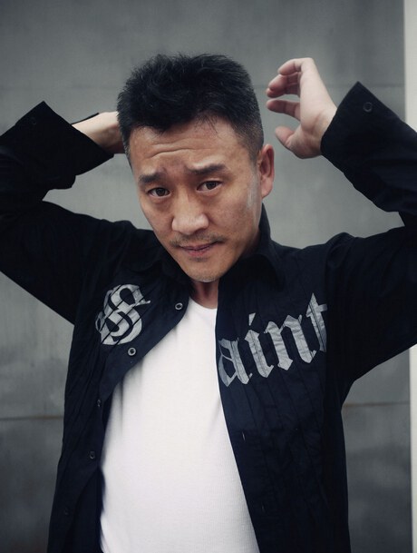 侯岩松 Yansong Hou照片