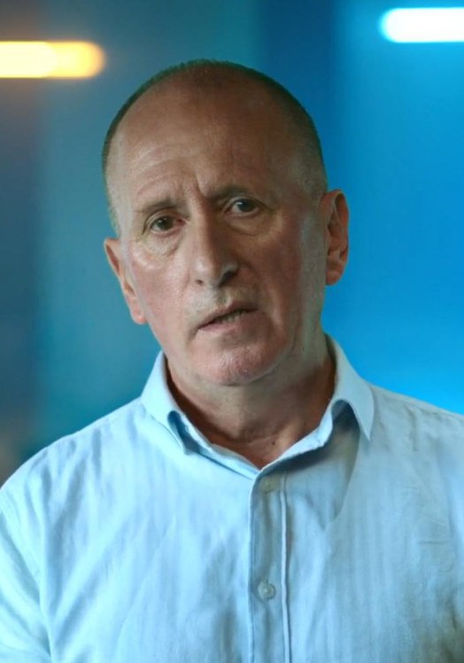 弗恩·昂斯沃思 Vern Unsworth照片