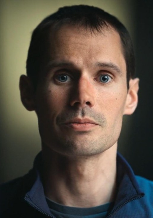 克里斯·朱厄尔 Chris Jewell照片