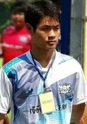 埃卡波尔·占塔旺 Ekapol Chanthawong照片