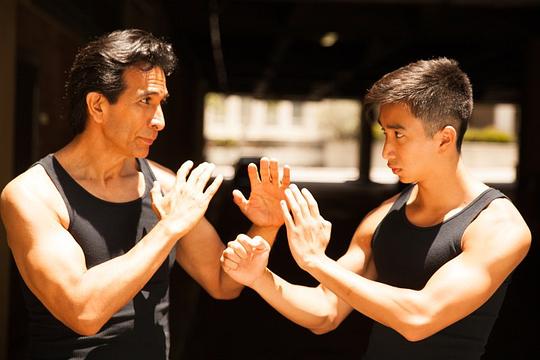 格雷戈里·萨拉戈萨 Gregory Zaragoza照片