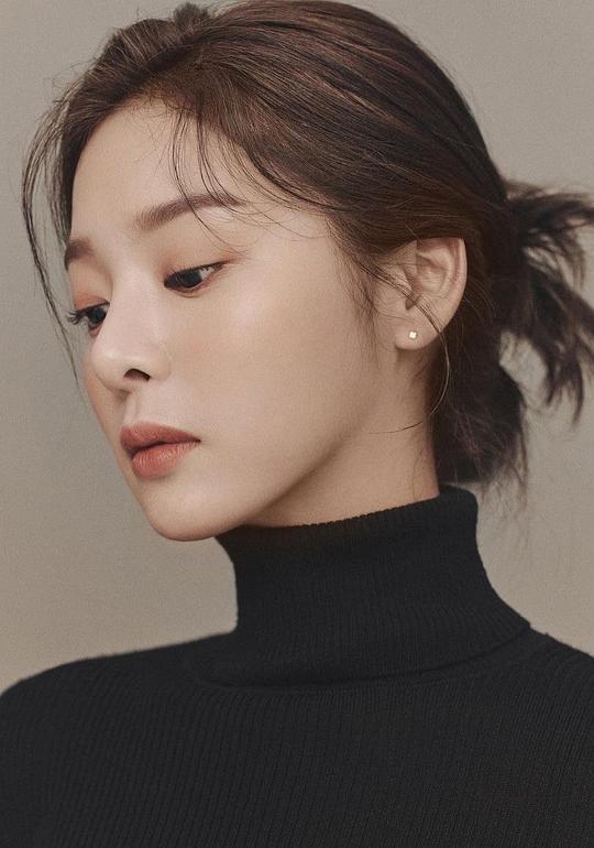 薛仁雅 Seorina照片