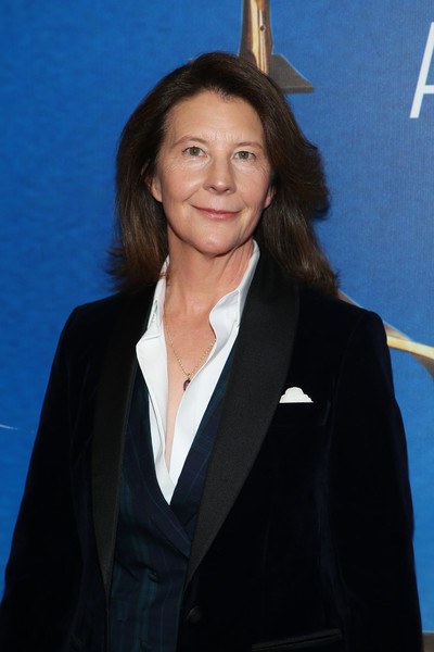 柯特妮·迈尔斯 Courtenay Miles照片