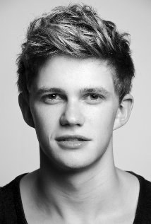 汤姆·普赖尔 Tom Prior照片