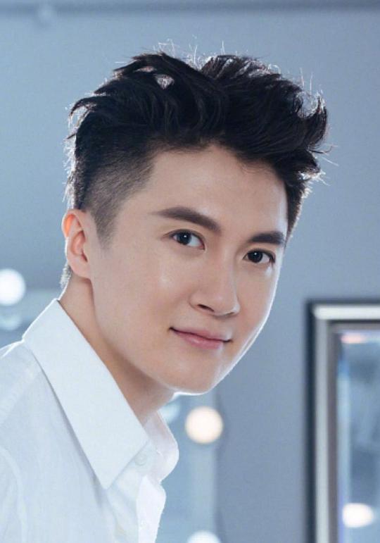 迟帅 Shuai Chi照片