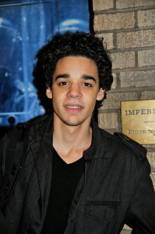 大卫·阿尔瓦雷茨 David Alvarez照片