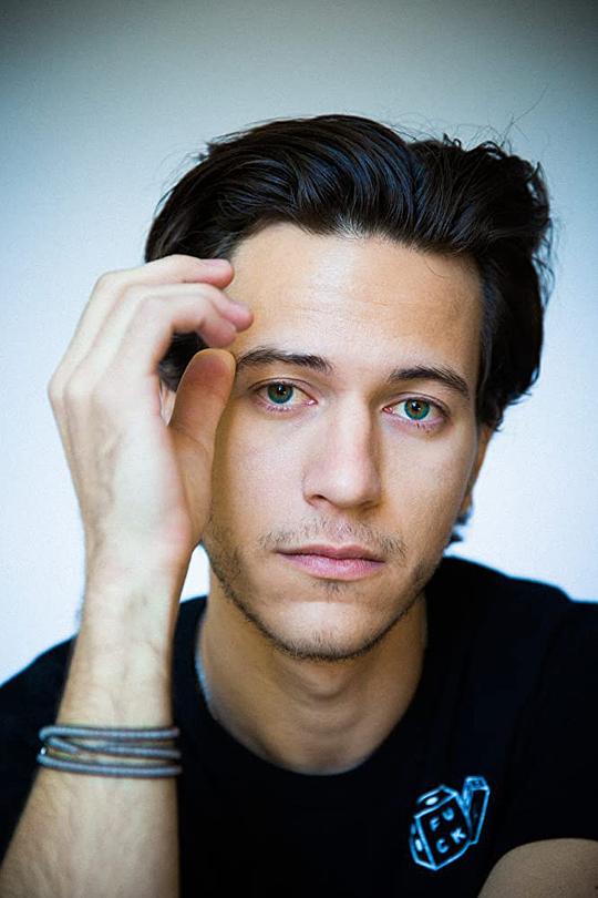 迪伦·兰恩 Dillon Lane照片