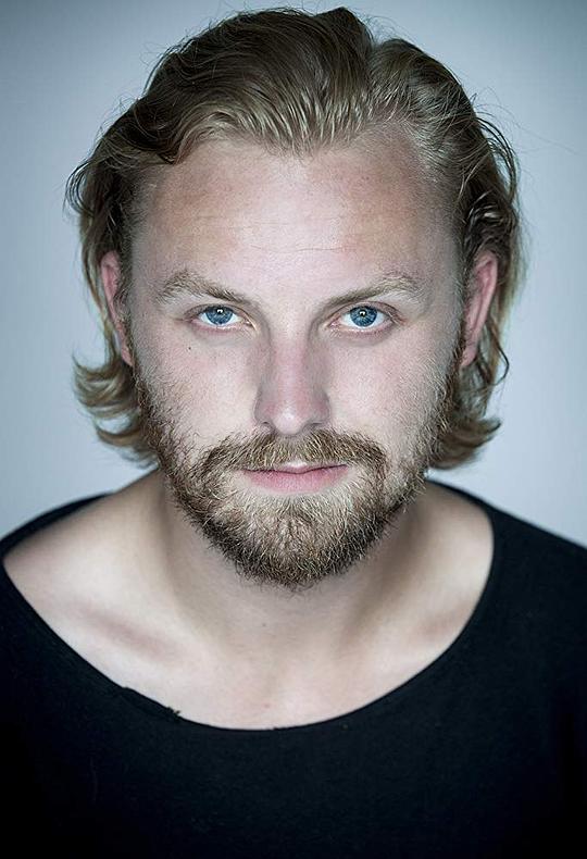 汤姆·坎顿 Tom Canton照片