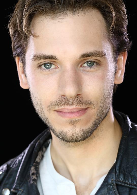 AJ·罗卡西奥 A.J. LoCascio照片