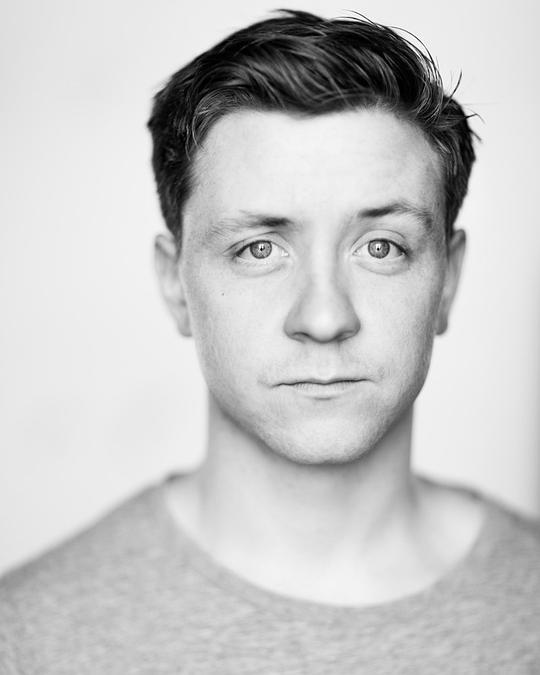 迈克·诺布尔 Mike Noble照片