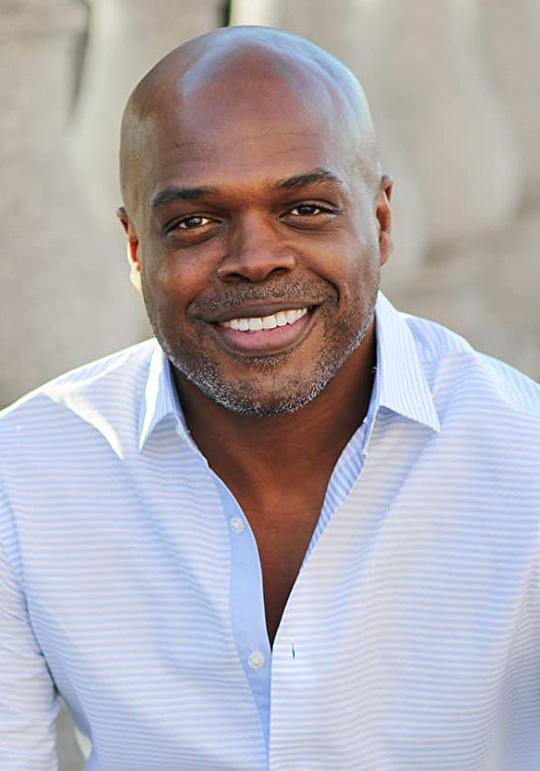 泰·琼斯 Ty Jones照片