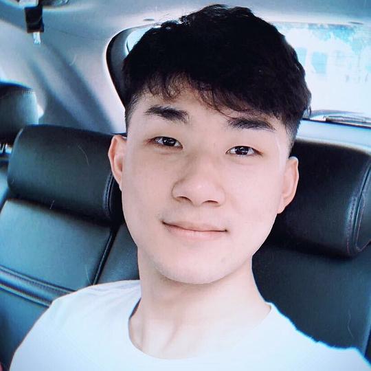 陶阳 Yang Tao照片