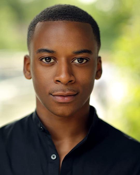 艾略特·埃杜萨 Elliot Edusah照片