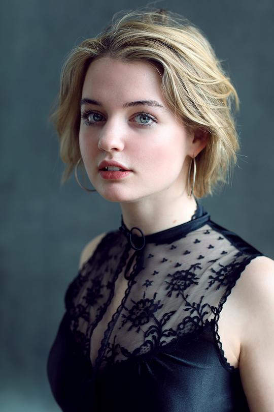 塔卢拉·格雷夫 Tallulah Greive照片