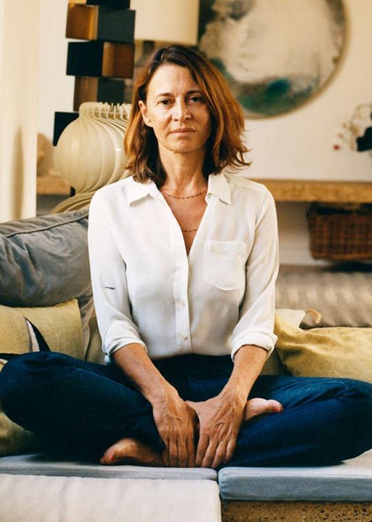 海伦·德文克 Hélène Devynck照片