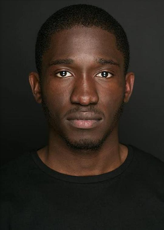 奥拉·奥雷比伊 Ola Orebiyi照片