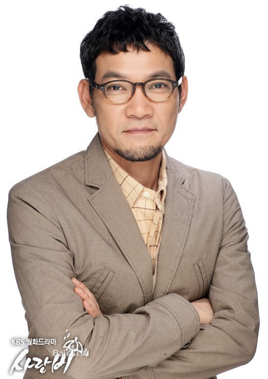 郑镇荣 Jin-yeong Jeong照片