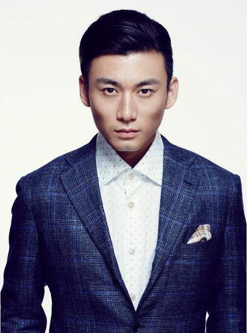 王翌舟 Yizhou Wang照片