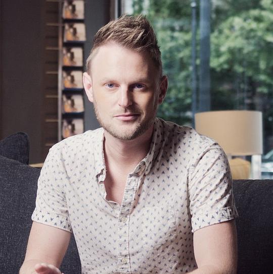 鲍比·伯克 Bobby Berk照片