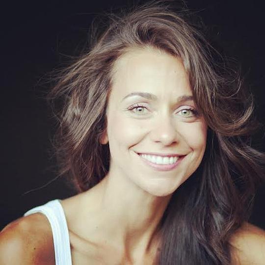 安德烈娅·瓦西里 Andreea Vasile照片