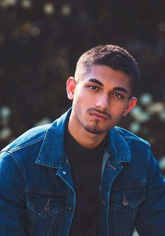 比平·卡玛 Bipin Karma照片