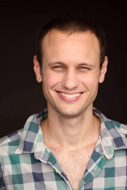 阿图罗·弗鲁托斯 Arturo Frutos照片