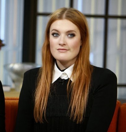 卡洛琳·耶尔特 Caroline Hjelt照片