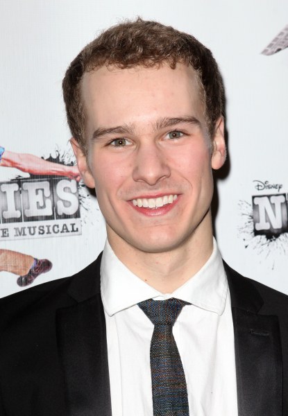 瑞恩·斯蒂尔 Ryan Steele照片