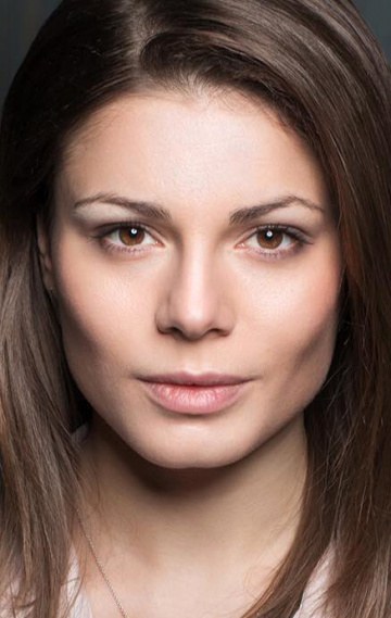 波琳娜·库兹明斯卡娅 Polina Kuzminskaya照片