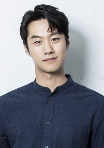 沈熙燮 Hee-seop Sim照片