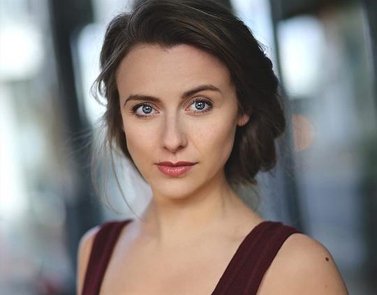 乔安妮·汤姆森 Joanne Thomson照片